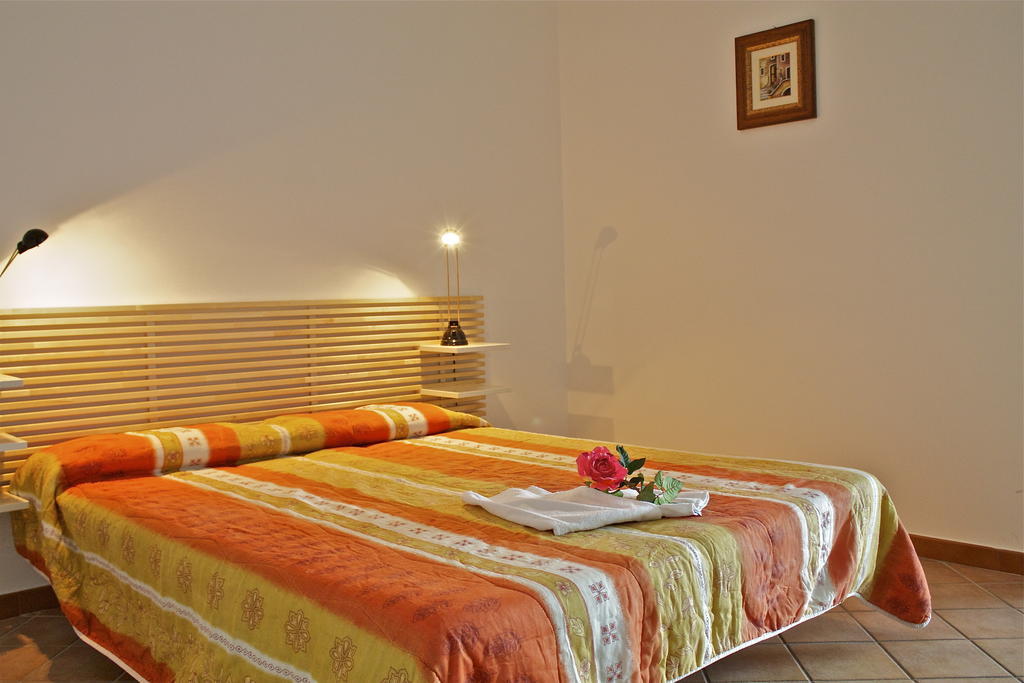 Residence Sol Levante Frascati Quarto foto